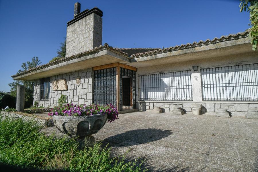 El Chalet De Gloria 圣塔马尔塔·德·托尔美 外观 照片