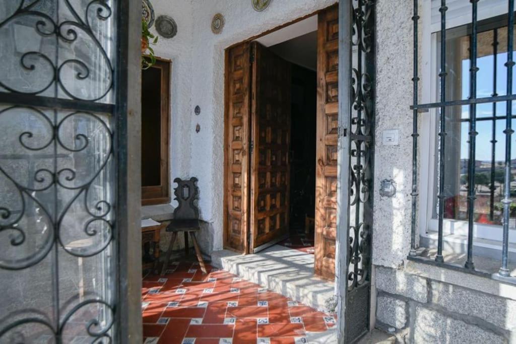 El Chalet De Gloria 圣塔马尔塔·德·托尔美 外观 照片