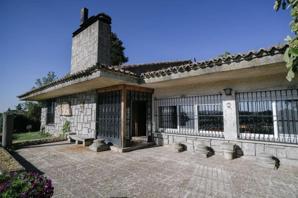 El Chalet De Gloria 圣塔马尔塔·德·托尔美 外观 照片